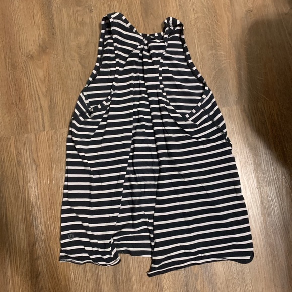 Lululemon All Tied Up Tank - Picture 3 of 5